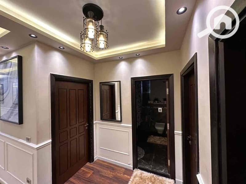 12 3d313269-6b5b-4091-9027-90697fc63c78. jpg