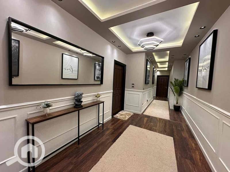 13 557183f8-88dd-4605-b7ee-33e47a6ec6c3. jpg