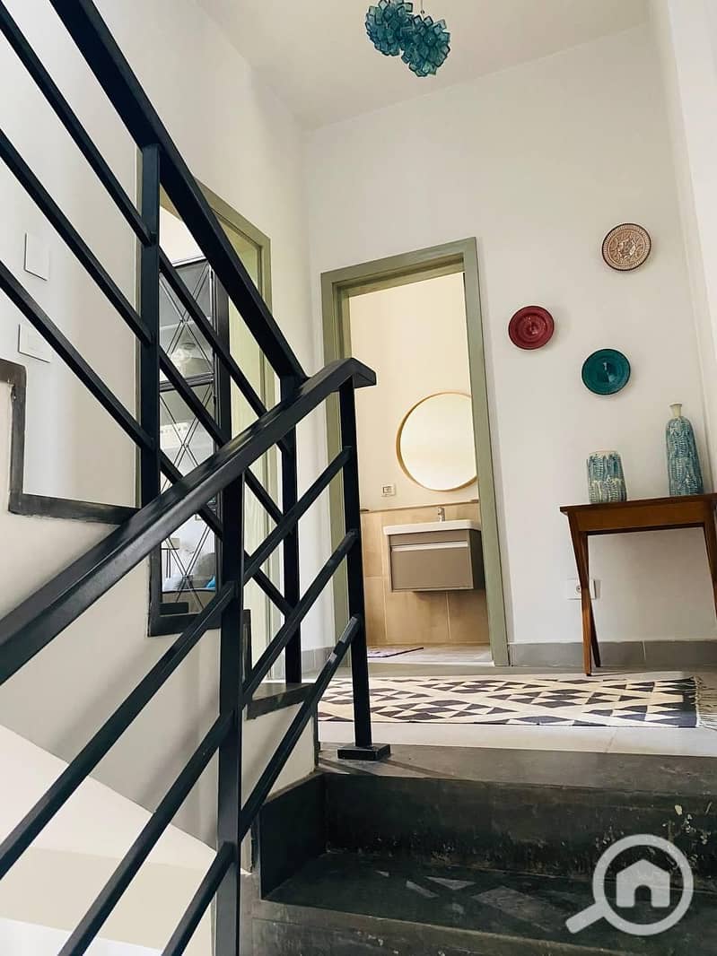 5 beb091a9-dc74-41ea-a021-10d45cbb896b. jpeg