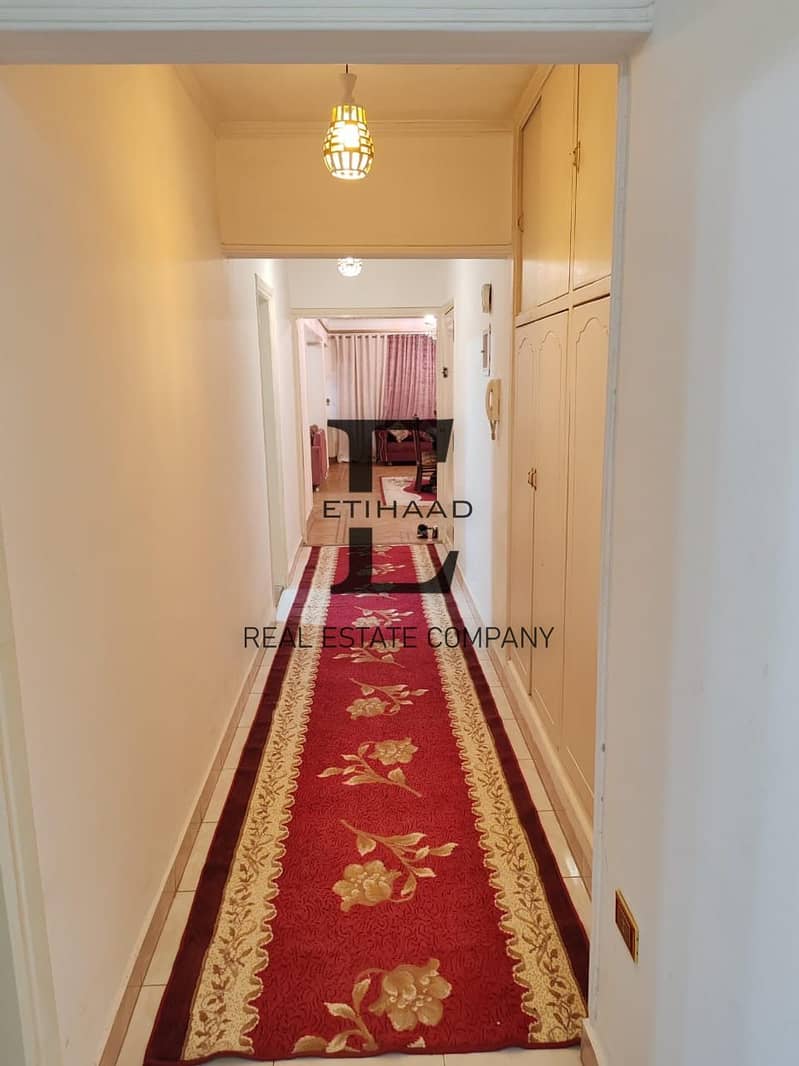 9 13bb0149-f422-46eb-9f66-1db23f00fba4. jpeg