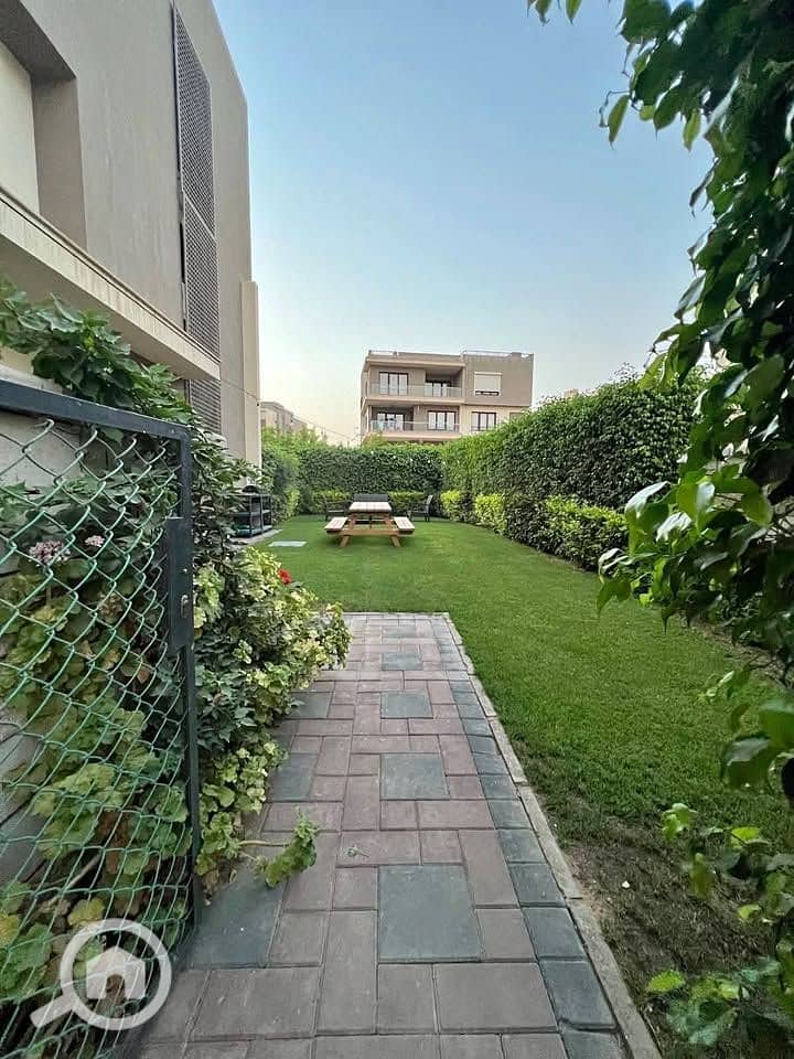 10 483963486_1406044830395193_2783700156207905228_n. jpg