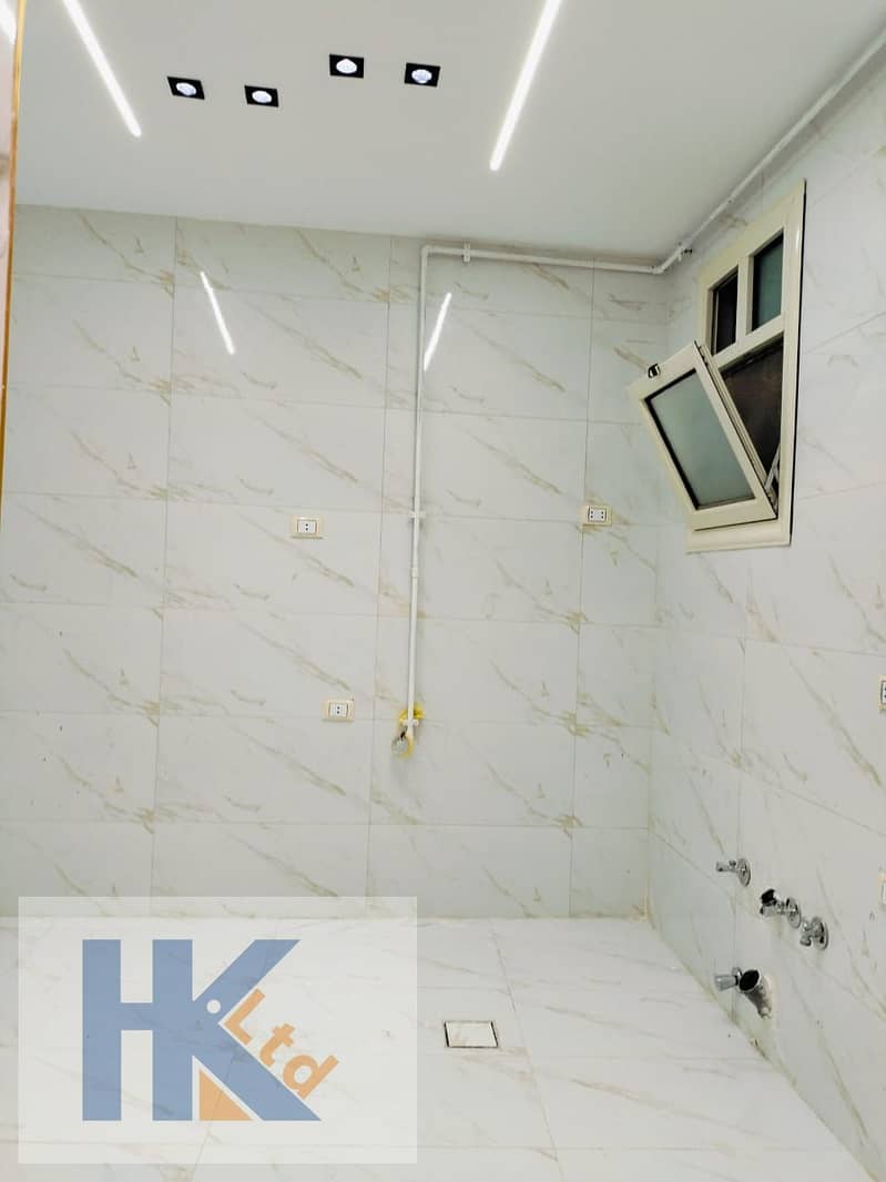 10 WhatsApp Image 2025-10-22 at 11.41. 33 PM (2). jpeg