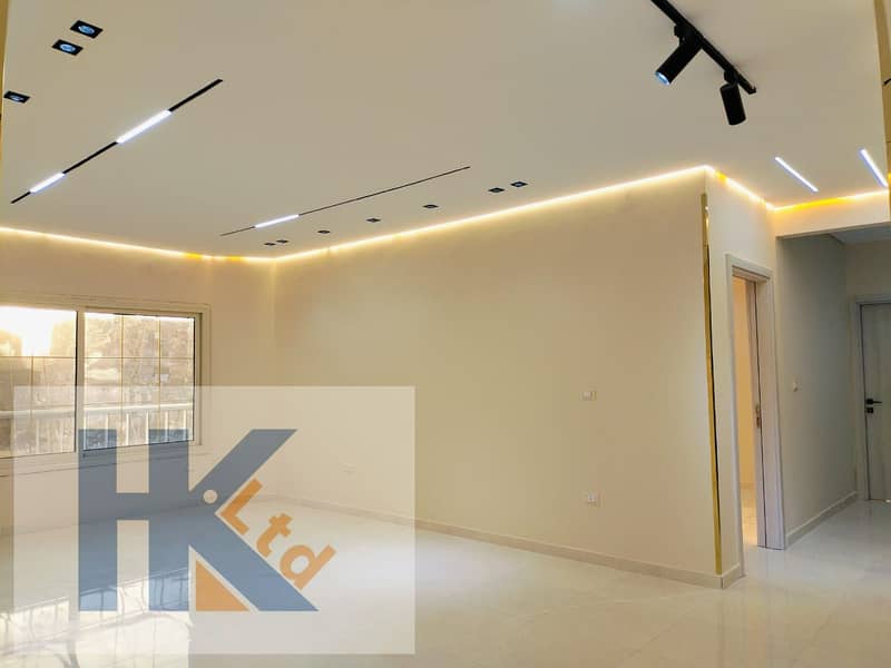 16 WhatsApp Image 2025-10-22 at 11.41. 35 PM (1). jpeg