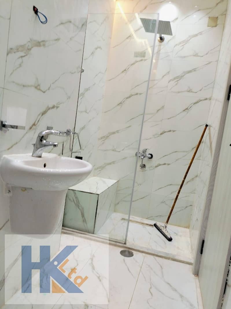 18 WhatsApp Image 2025-10-22 at 11.41. 37 PM. jpeg