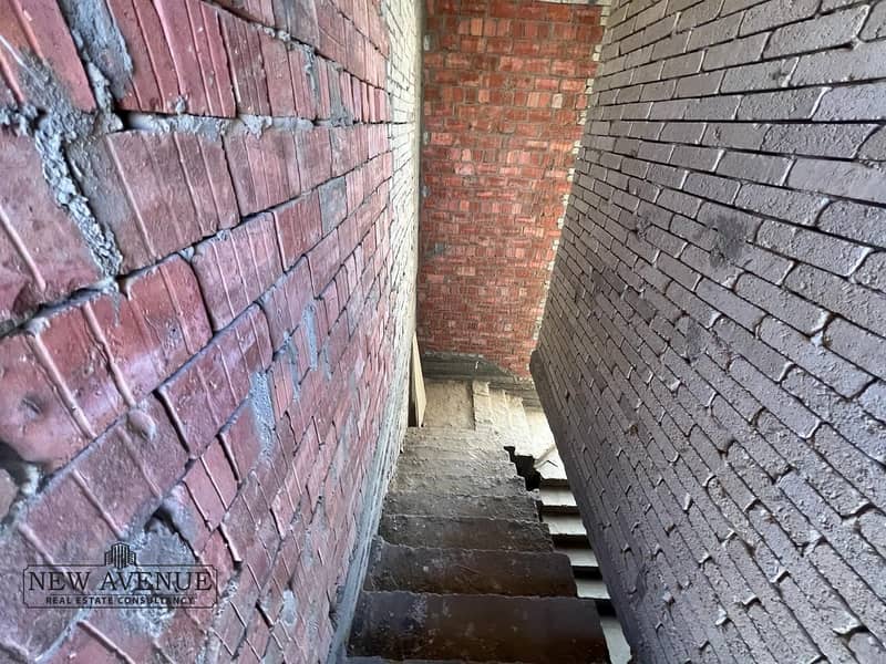 33 WhatsApp Image 2025-11-26 at 4.40. 46 PM. jpeg