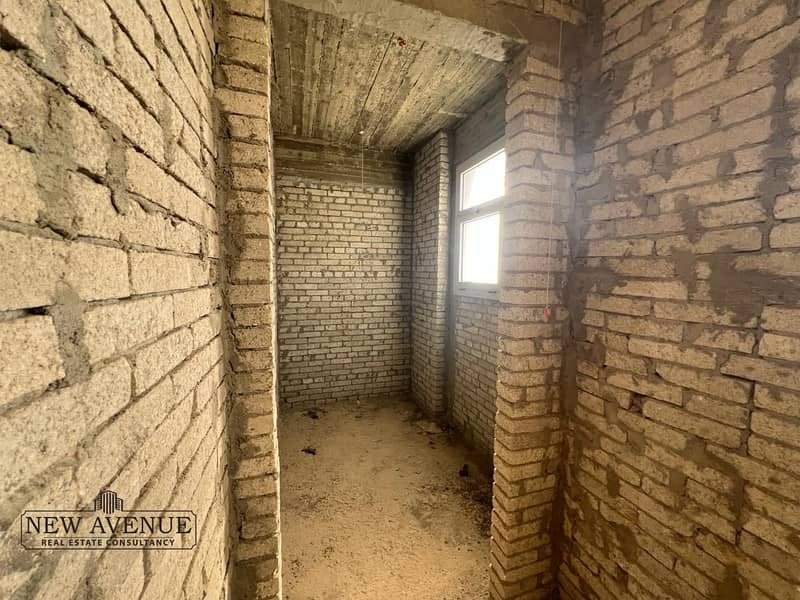 37 WhatsApp Image 2025-11-26 at 4.40. 50 PM. jpeg