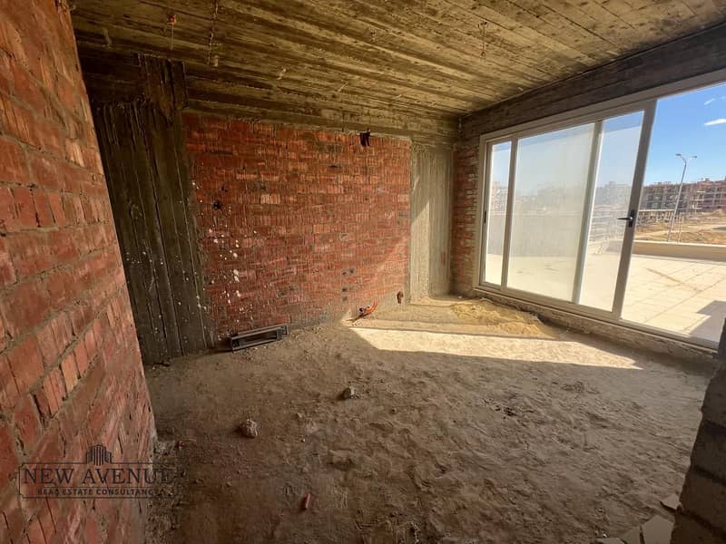 41 WhatsApp Image 2025-11-26 at 4.40. 52 PM. jpeg