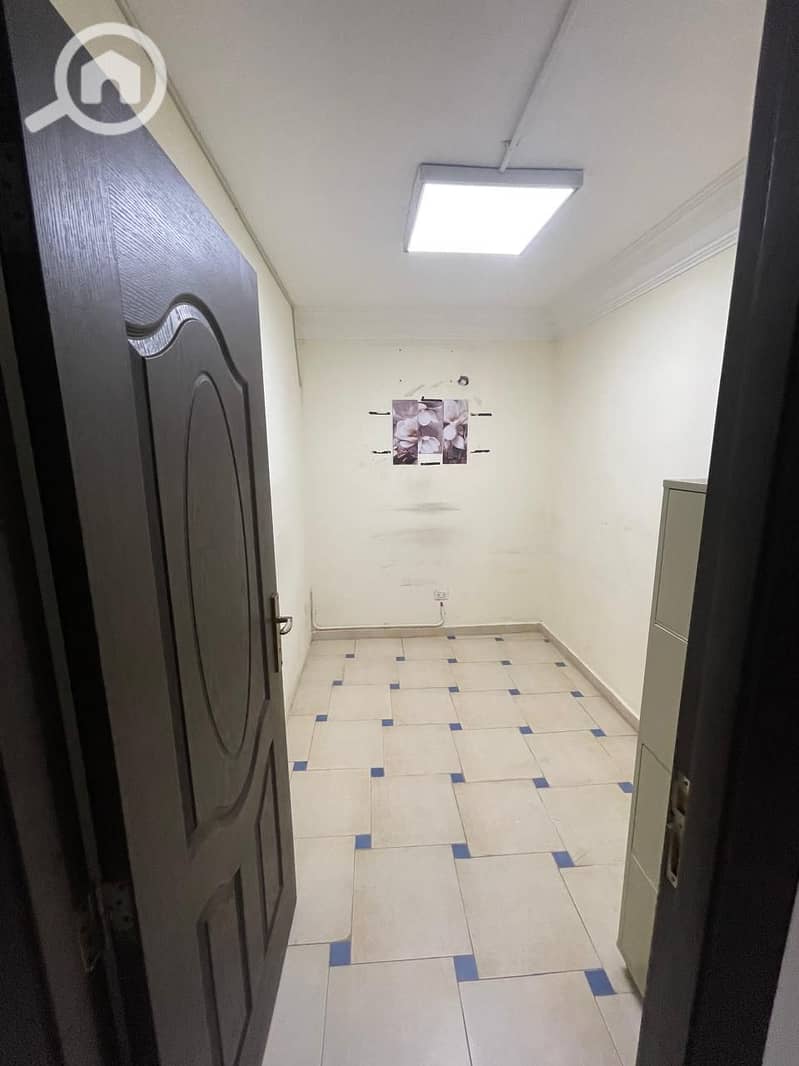 8 WhatsApp Image 2025-10-16 at 6.33. 54 PM. jpeg