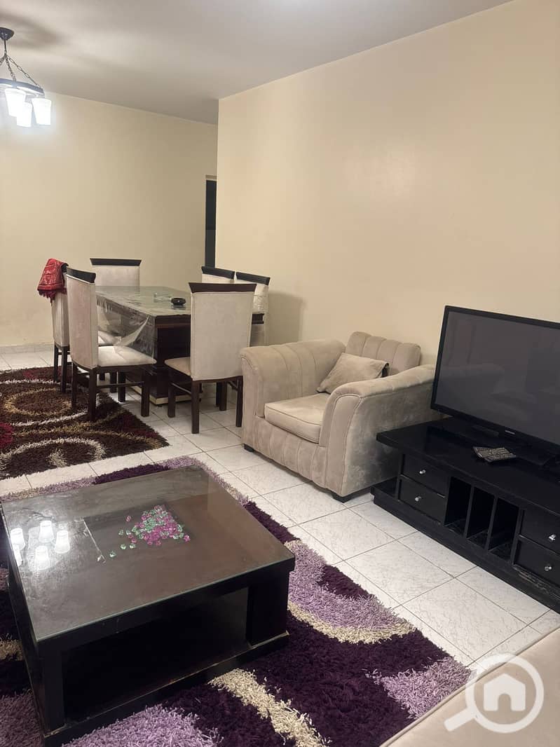 2 6c4d4cfb-3b26-47d2-8170-f87f29d1eec9. jpeg