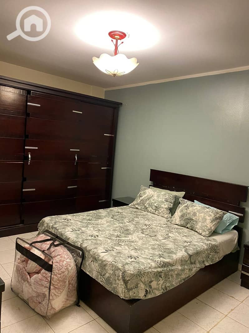 4 1c1ed61c-0062-4d4f-bc4f-d1f5a01dca2a. jpeg