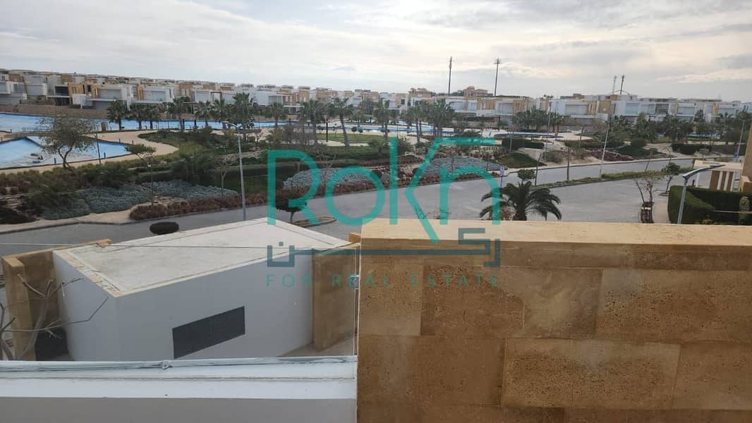 3 edc921a8-7290-4593-ae6e-d6237c59722a. jpg