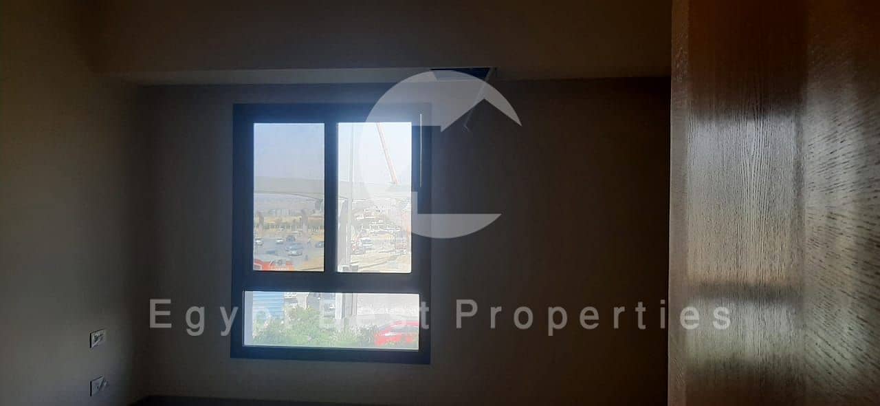 8 c254fbdc-6b7f-4c6b-954f-2b331f35cfd0. jpeg