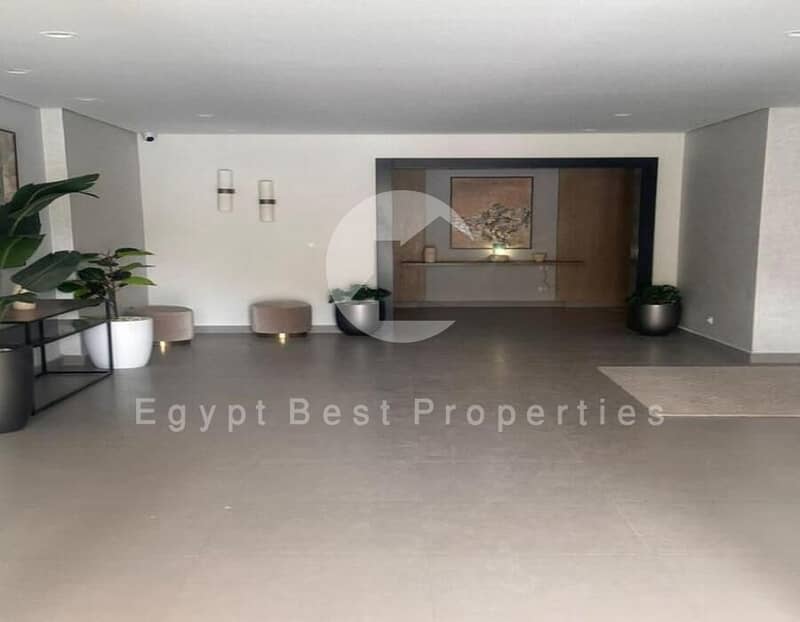 8 9988d231-20f7-45fb-bef3-53f27a802591. jpg