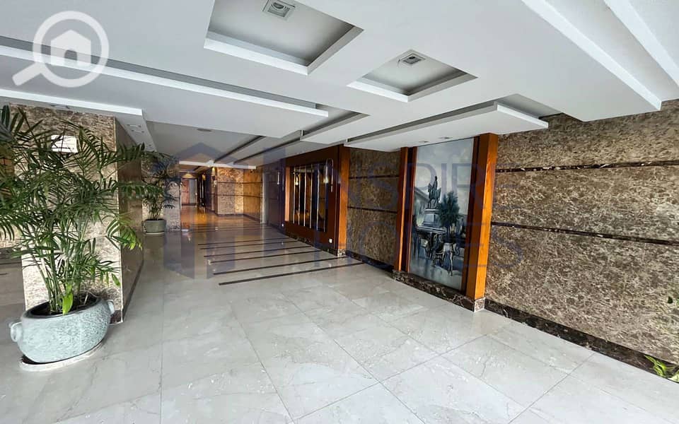 2 WhatsApp Image 2025-11-04 at 17.33. 11. jpg