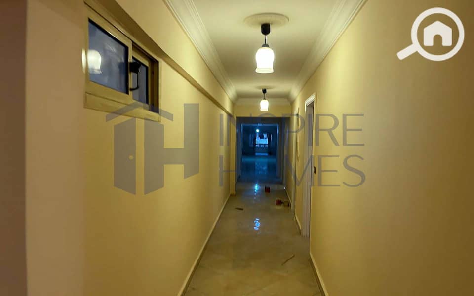 4 WhatsApp Image 2025-11-16 at 16.22. 14 (2). jpg