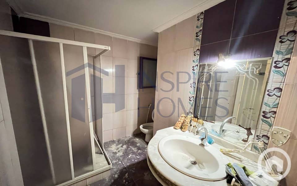 7 WhatsApp Image 2025-11-16 at 16.22. 14 (1). jpg