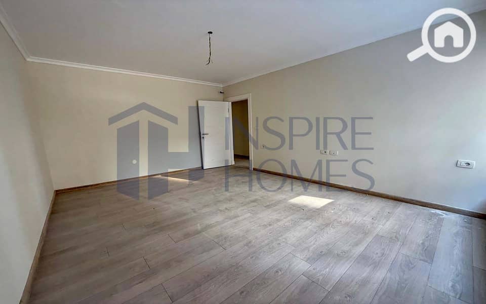 5 WhatsApp Image 2025-11-04 at 17.36. 21 (3). jpg