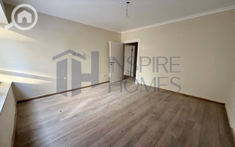 6 WhatsApp Image 2025-11-04 at 17.36. 21 (4). jpg