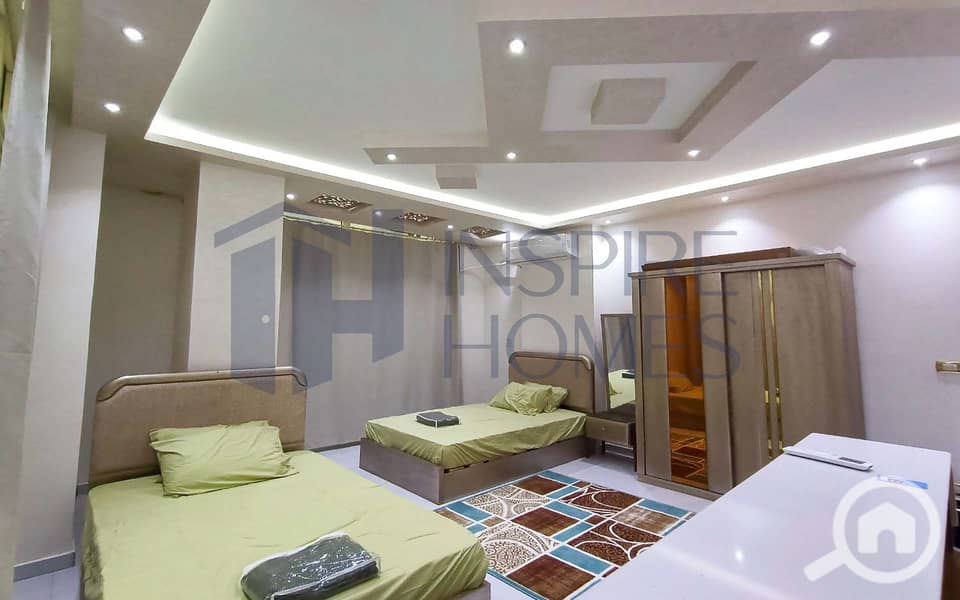 3 WhatsApp Image 2025-11-03 at 22.52. 35 (1). jpg