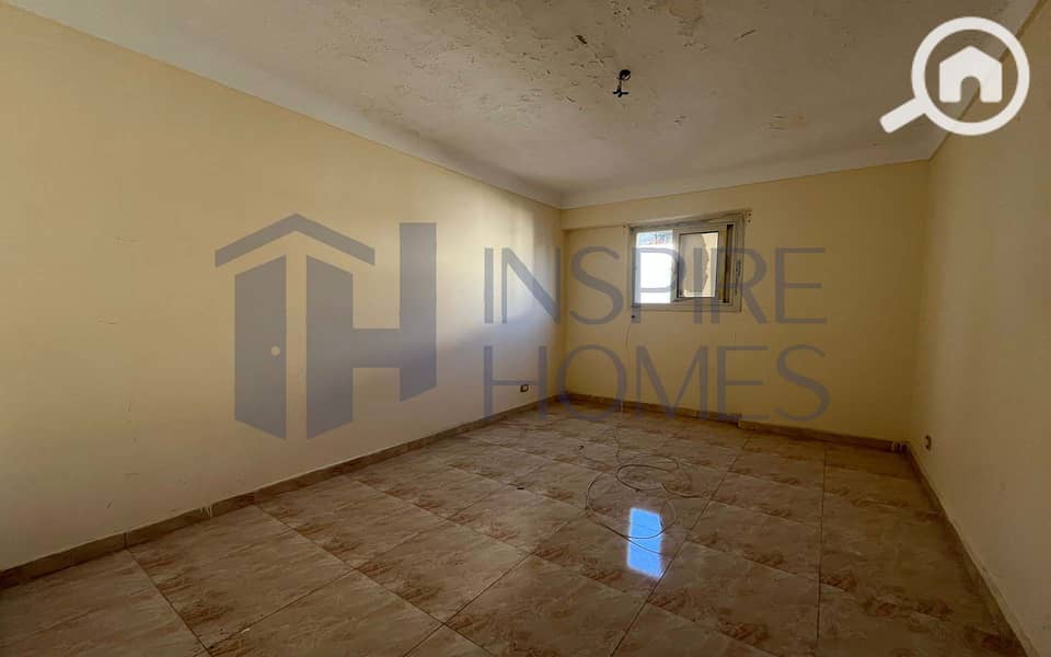 4 WhatsApp Image 2025-11-06 at 16.48. 08 (3). jpg