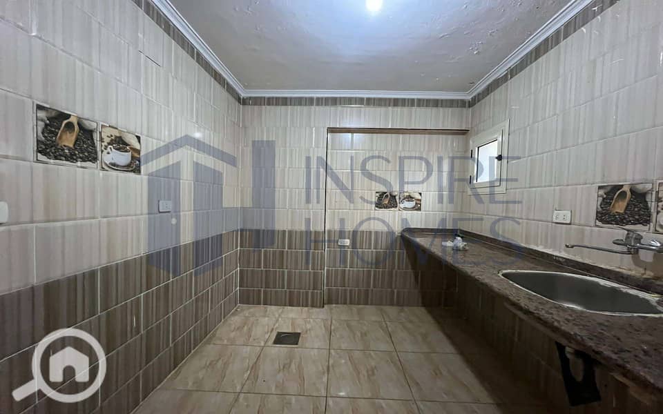 6 WhatsApp Image 2025-11-06 at 16.48. 09. jpg