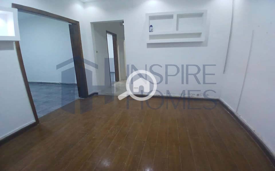 4 WhatsApp Image 2025-11-02 at 15.44. 37. jpg