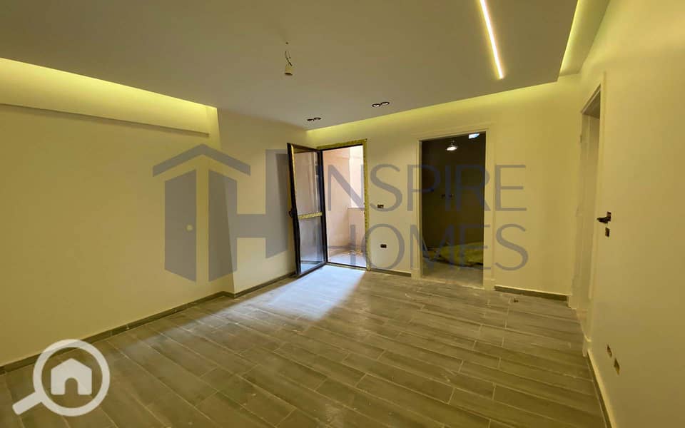 5 WhatsApp Image 2025-11-17 at 14.34. 43 (2). jpg