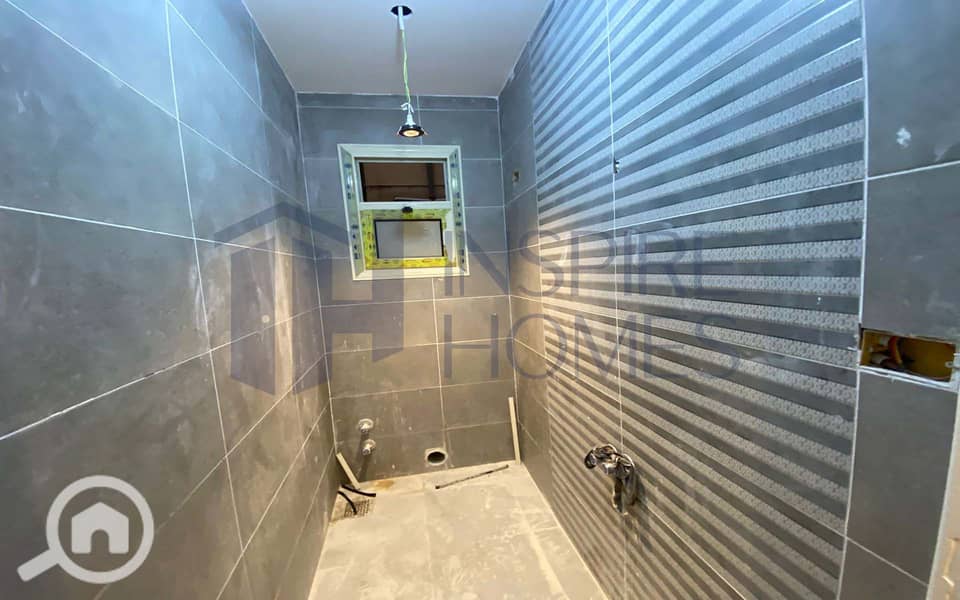 9 WhatsApp Image 2025-11-17 at 14.34. 44 (2). jpg