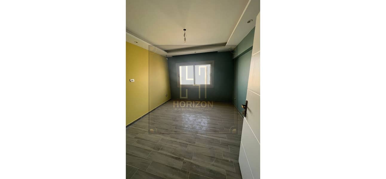 10 WhatsApp Image 2025-11-25 at 10.16. 41 PM (1). jpg