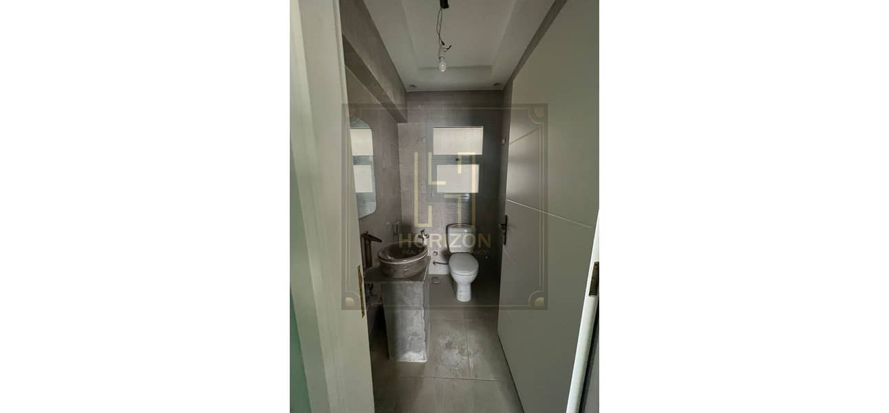 12 WhatsApp Image 2025-11-25 at 10.16. 42 PM. jpg