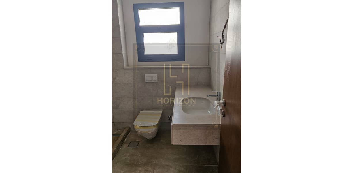 10 WhatsApp Image 2025-11-26 at 3.39. 04 PM (2). jpg