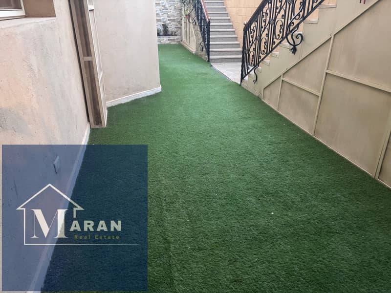 7 849c47eb-47fc-47df-b2b8-21be000df3dc. jpg