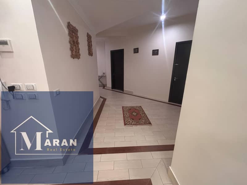 9 315985cc-4c2e-4b19-a21d-dc110b0b8fc1. jpg