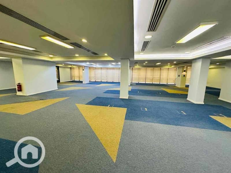 4 a4a59817-c75e-49ab-a56a-7b0c2e743034. jpg