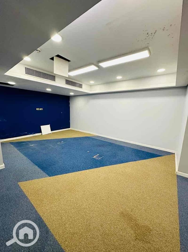 9 e8143f66-b6af-43da-80ec-01e22a4ae213. jpg