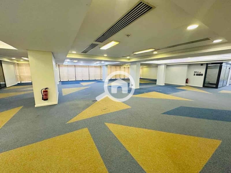 11 69afa13f-8906-4a80-bf9e-9e34cb8c8ae8. jpg