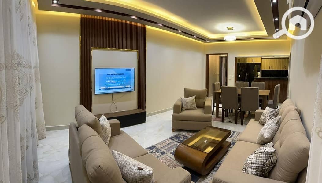 2 c1bc87da-0934-4137-8288-ec84b81654f1. jpeg