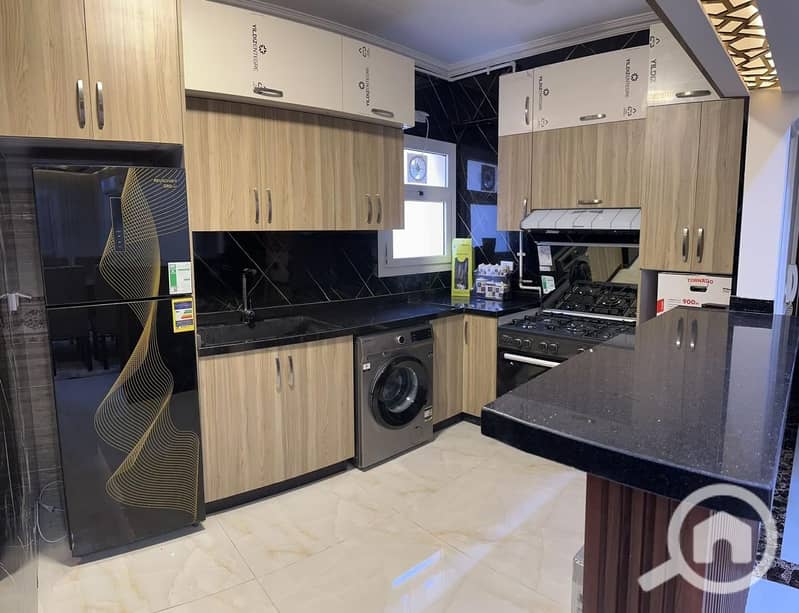 5 32b2765e-3d45-43b2-8ff3-26ea9e95004d. jpeg