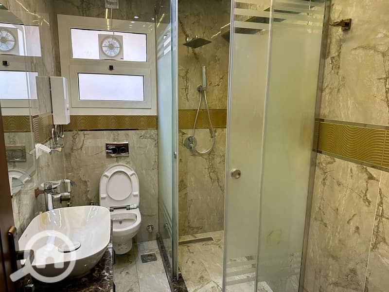 9 b5a49003-6071-491e-9ecd-7f38bfd3b089. jpeg