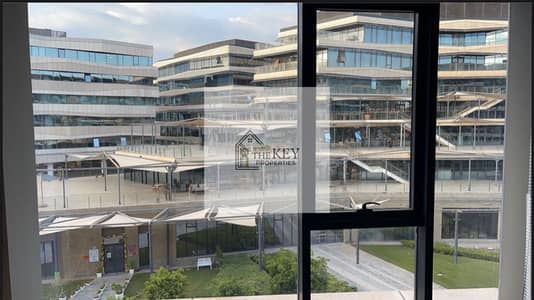 مکتب  للايجار في الشيخ زايد، الجيزة - WhatsApp Image 2025-11-24 at 21.12. 43. jpeg