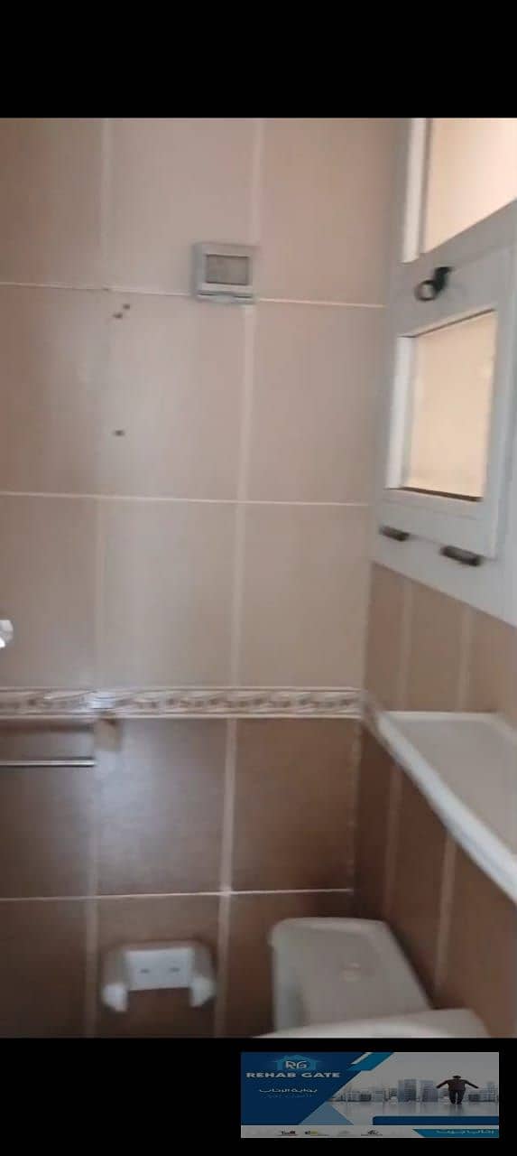 8 fb93d06c-643f-4e20-a480-2c68da62d34e. jpg