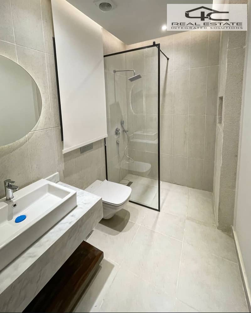 4 WhatsApp Image 2025-11-26 at 6.23. 50 PM (1). jpeg