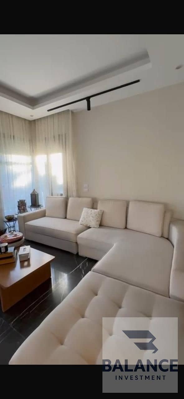 9 2babd811-65a3-4f5f-9e18-2d805421b737. jpg