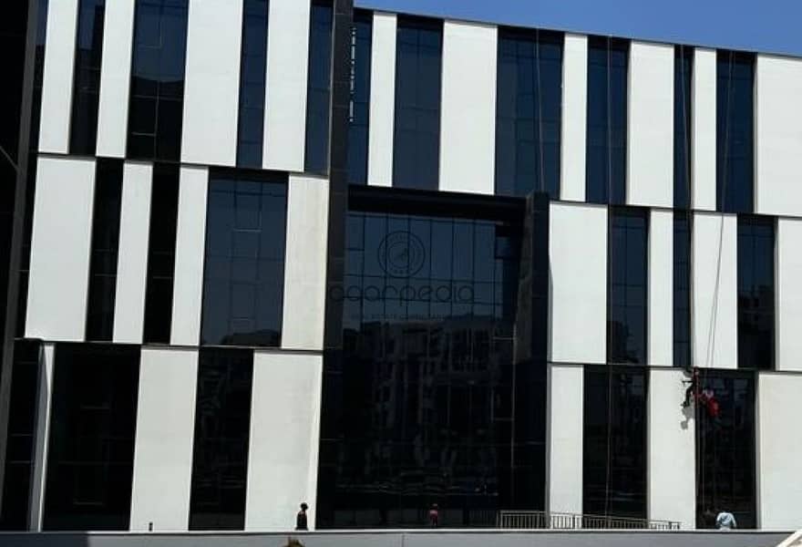 8 42355f34-9bf4-441b-b858-c834d443a5e2. jpg