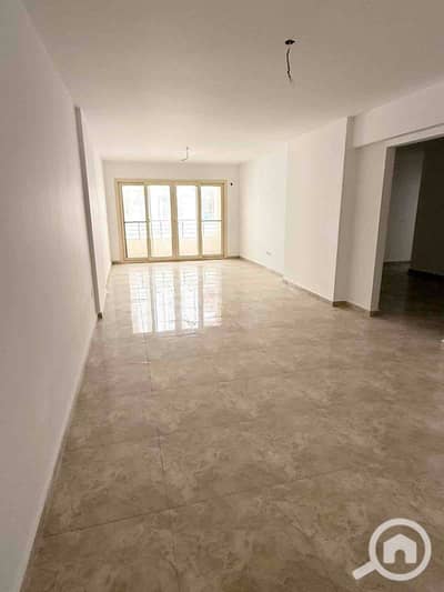 فلیٹ 3 غرف نوم للايجار في كفر عبدو، الإسكندرية - IMG_4184. jpg