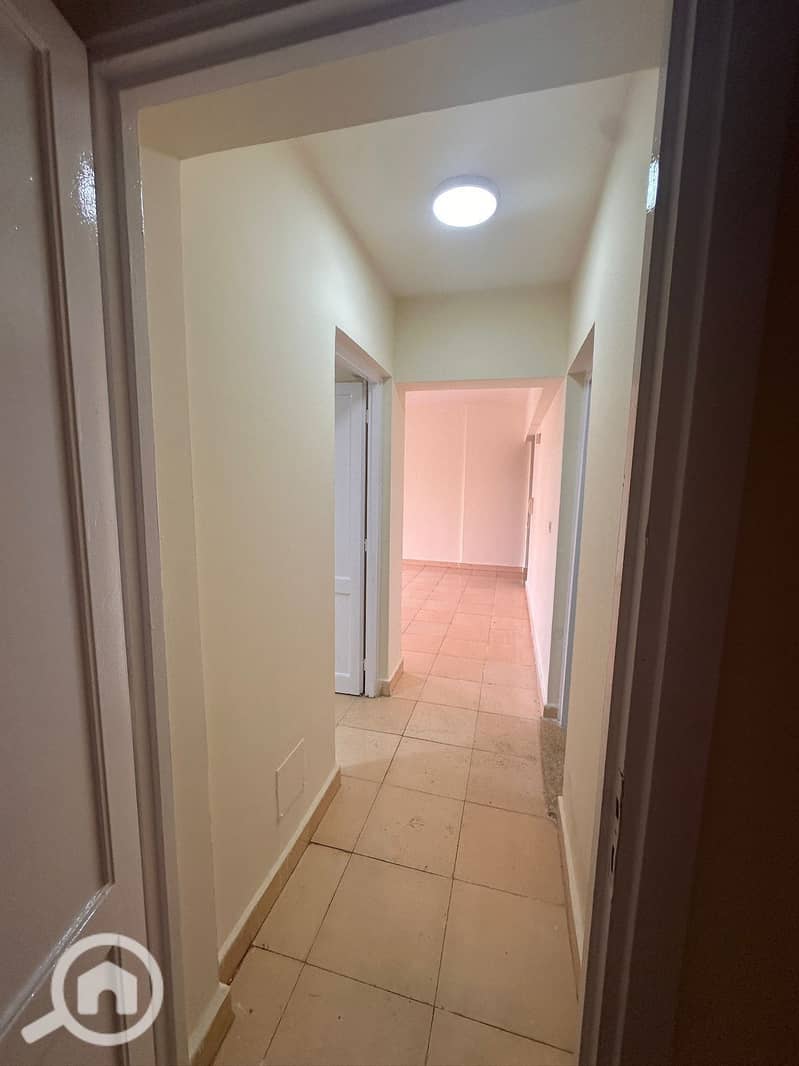 5 2f700455-3570-4827-b7da-72818e5c314e. jpeg