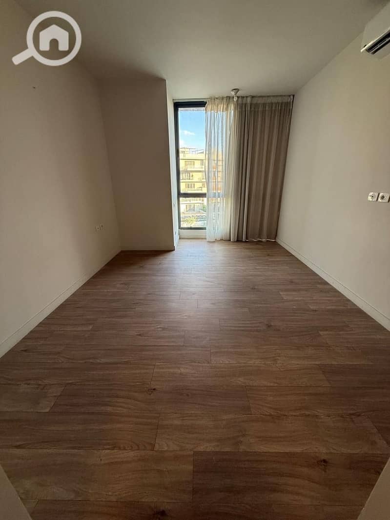 8 cbf13782-b5f1-4046-996a-ffb15ae89962. jpeg