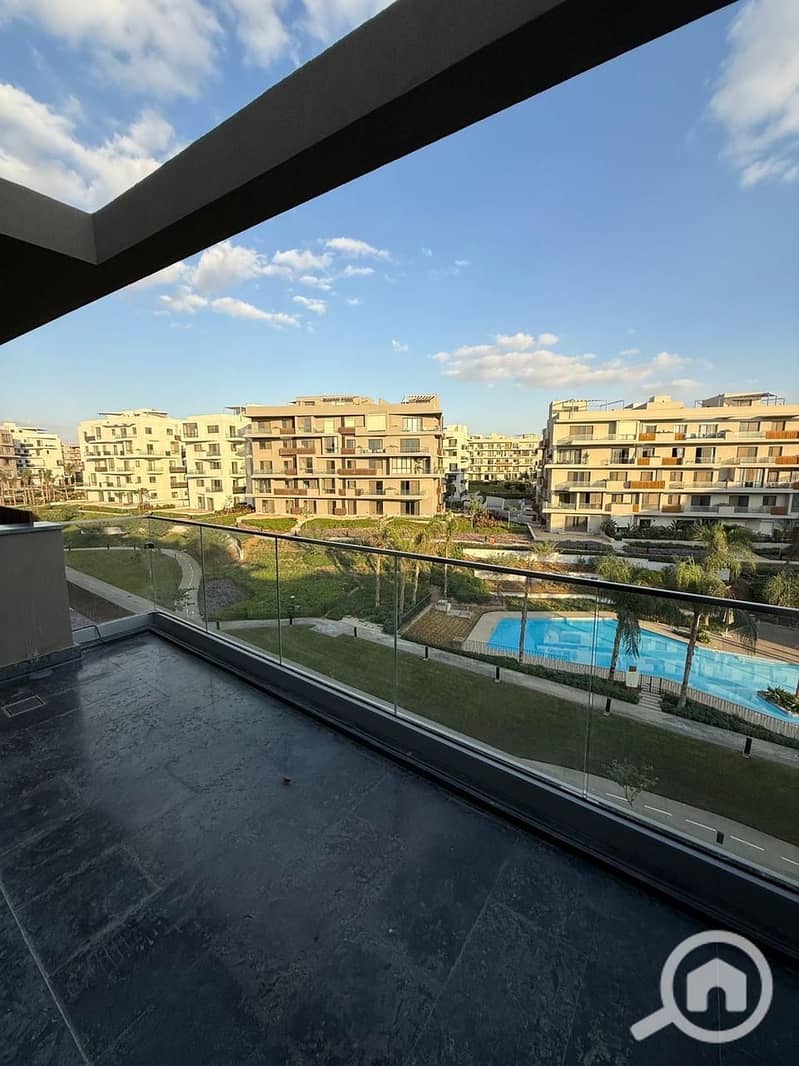 10 e8aa1965-4216-4714-bb7d-cc0adf2624f8. jpeg