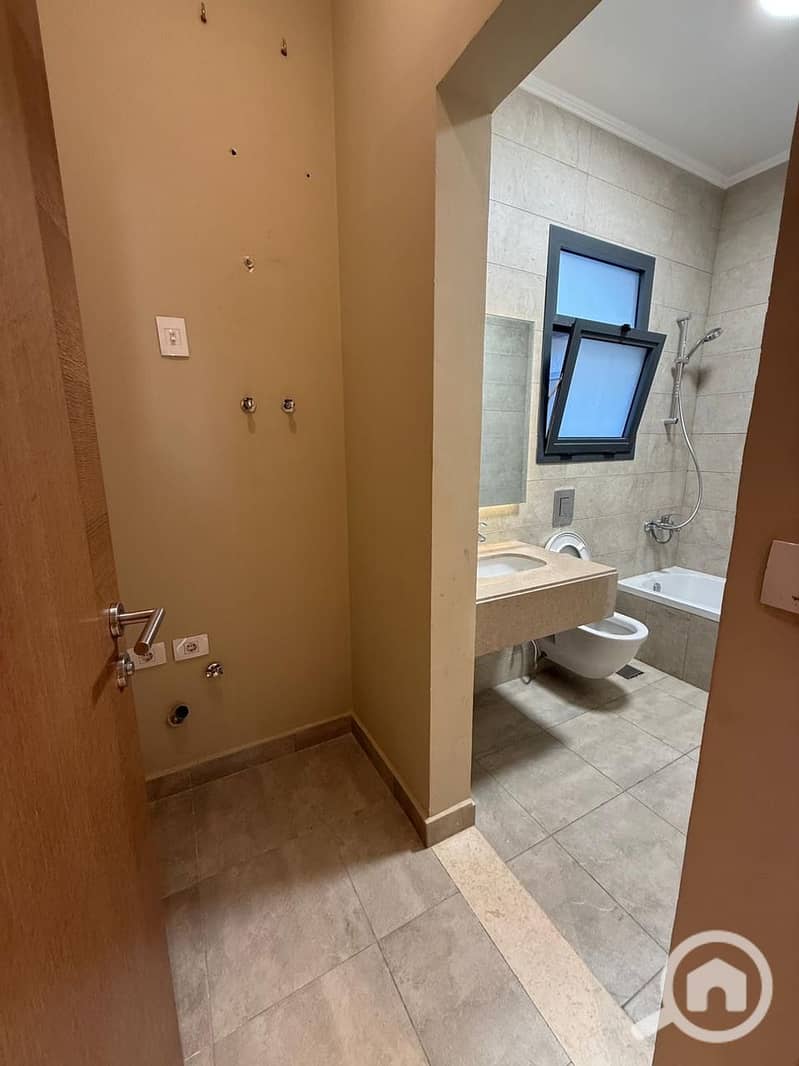 20 bccc5add-3ac6-4d6e-b911-2e22a5e27992. jpeg