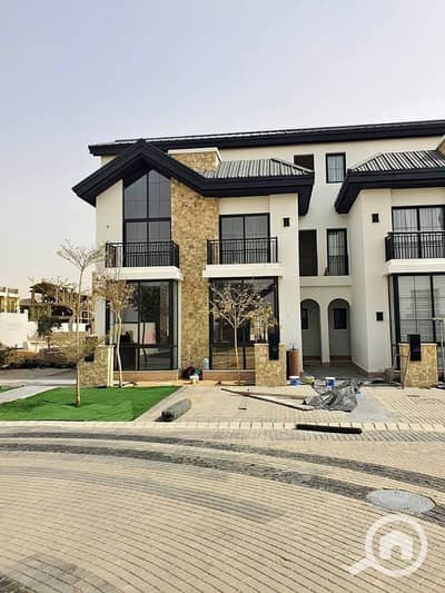 5 Bedroom Villa for Sale in New Cairo, Cairo - 569142769_1344421400546020_6658245547466620281_n. jpg